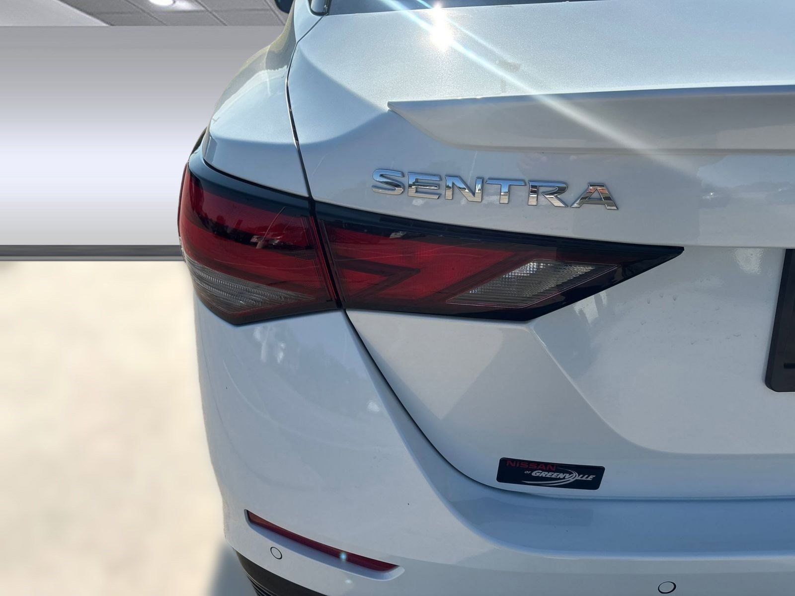 New 2025 Nissan Sentra SR FWD image 13