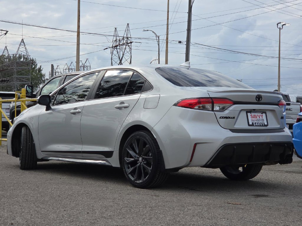 Used 2024 Toyota Corolla SE FWD image 12