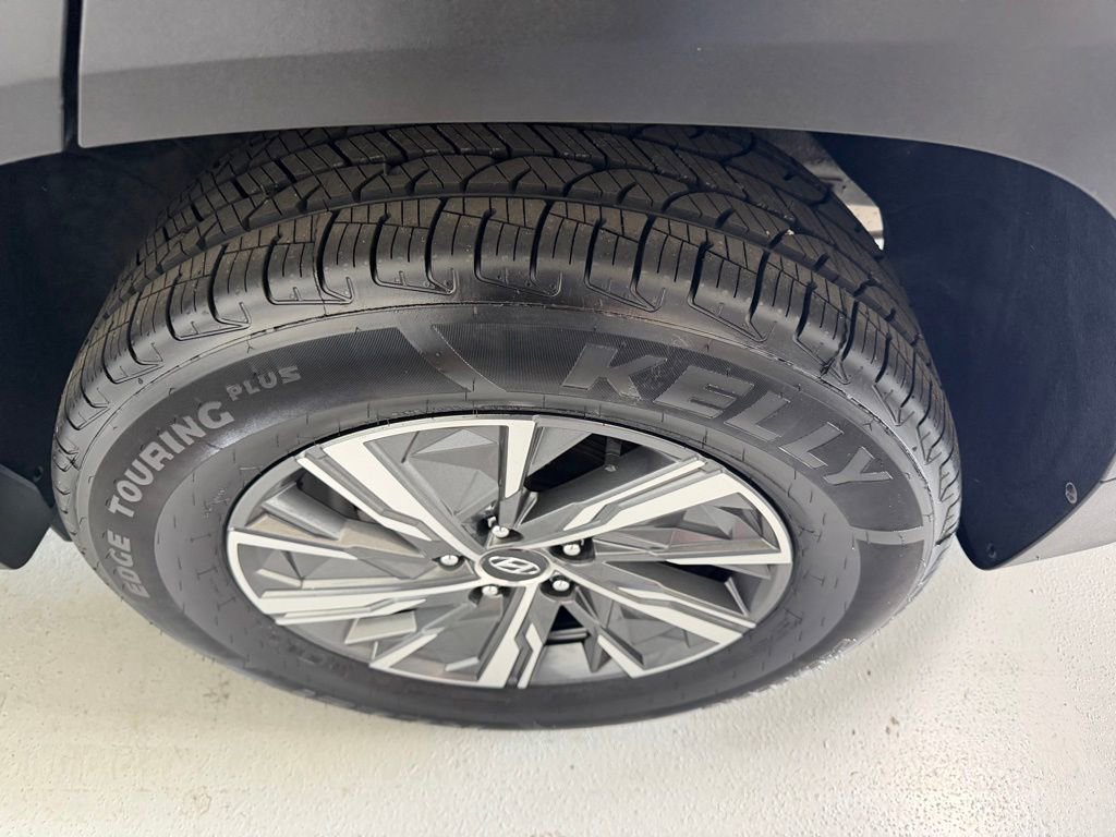 Used 2022 Hyundai Tucson Blue AWD/4WD image 9