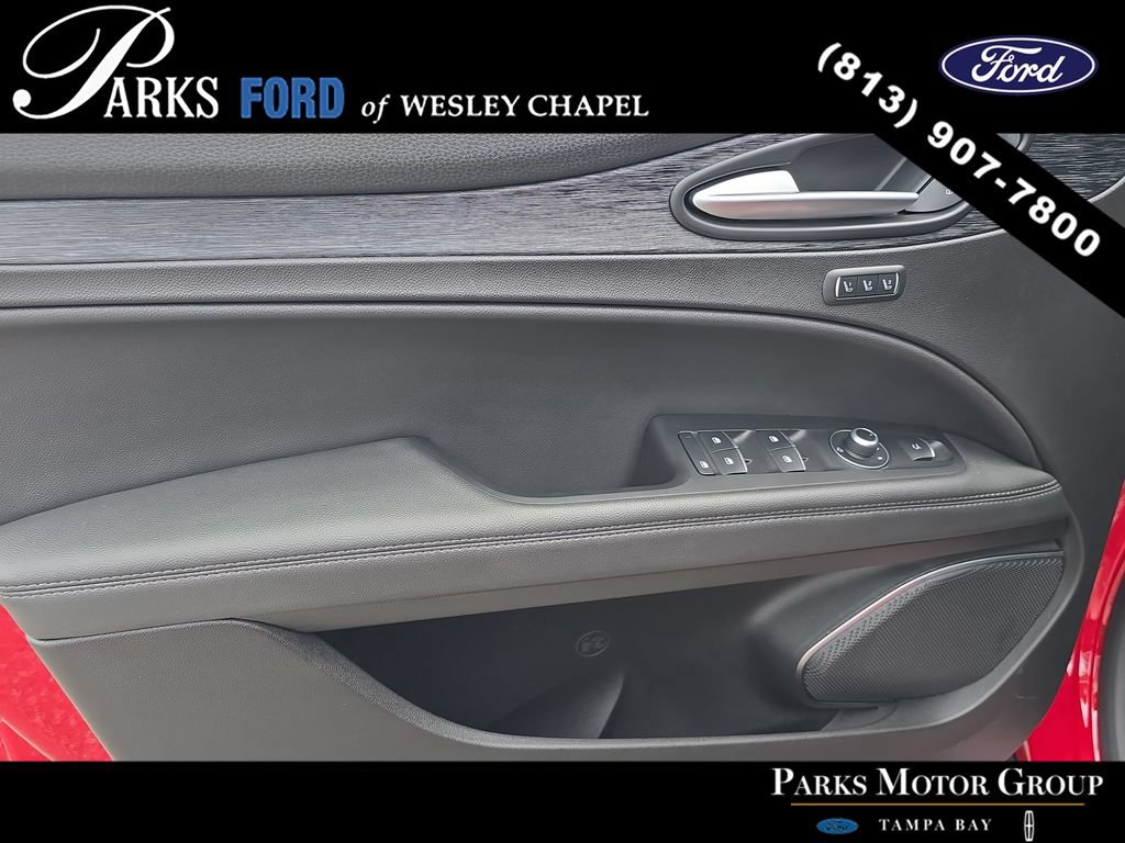 Used 2023 Alfa Romeo Stelvio Sprint RWD image 16