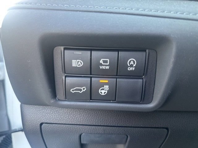 Used 2024 Toyota Highlander Platinum AWD/4WD image 12