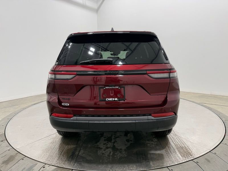 New 2026 Jeep Grand Cherokee Altitude AWD/4WD image 6