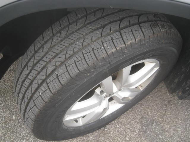 Used 2016 Volkswagen Tiguan S image 32