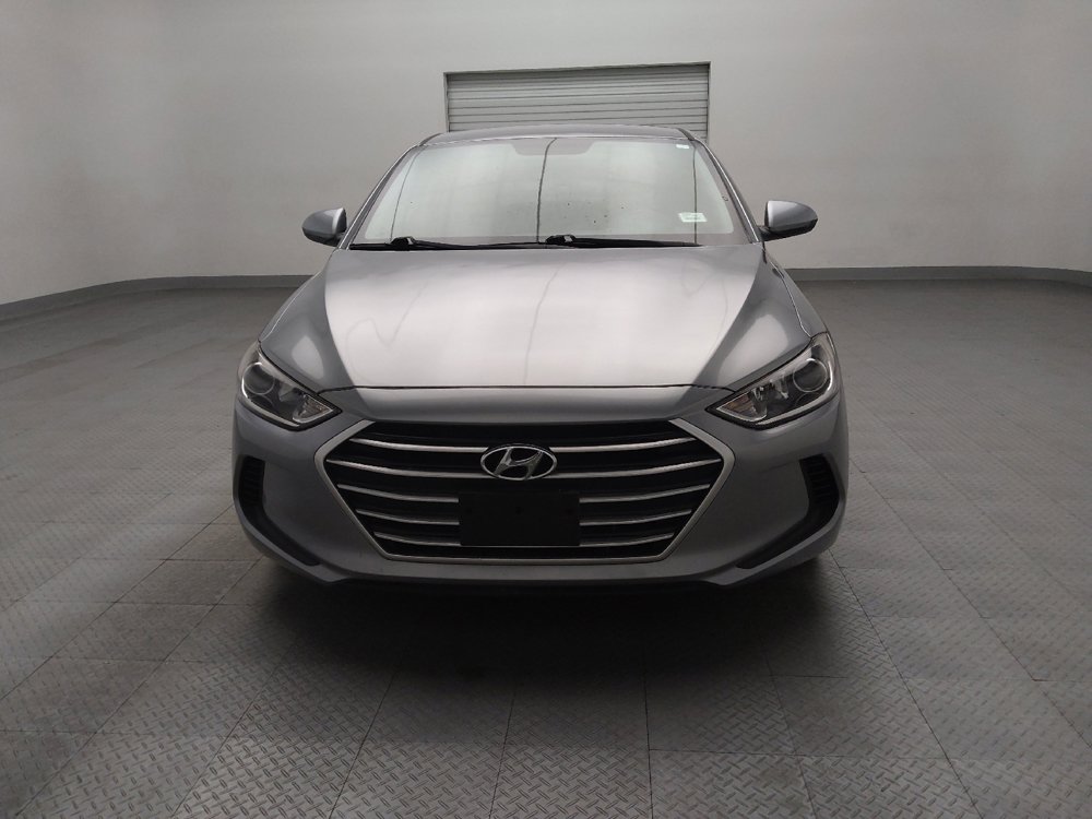 Used 2017 Hyundai Elantra SE image 15