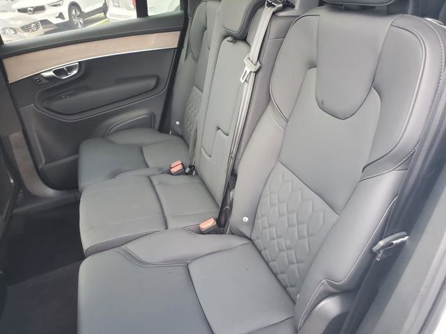 Certified 2025 Volvo XC90 B6 Plus w/ Protection Package Premier AWD/4WD image 32