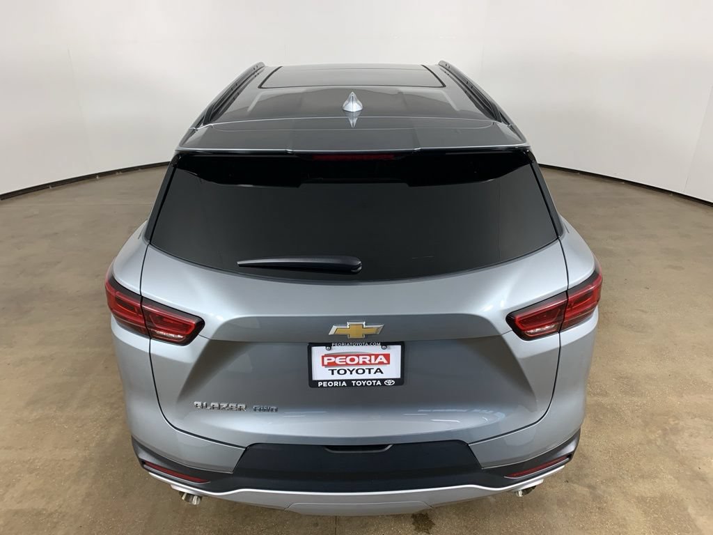 Used 2023 Chevrolet Blazer LT AWD/4WD image 11