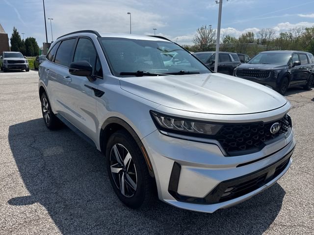 Certified 2021 Kia Sorento EX FWD image 1