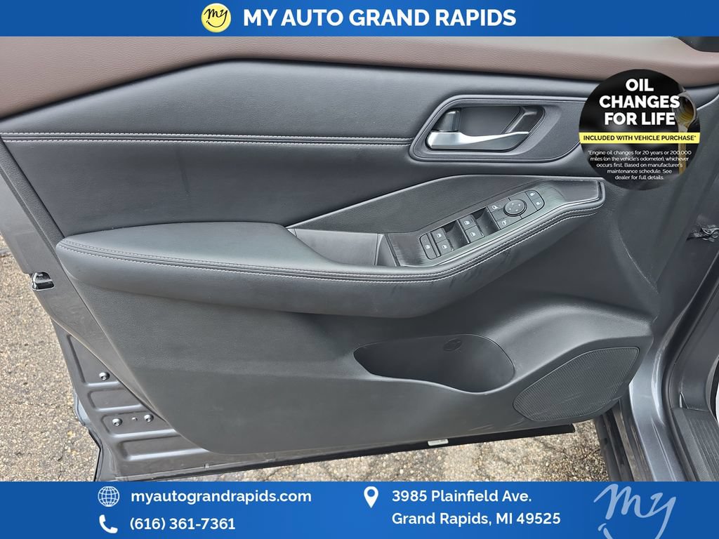 Used 2023 Nissan Rogue SV w/ SV Premium B Package AWD/4WD image 10