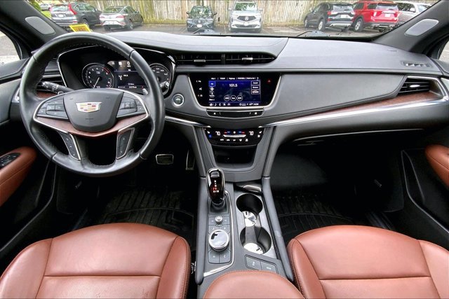 Used 2023 Cadillac XT5 Sportv w/ Technology Package AWD/4WD image 14