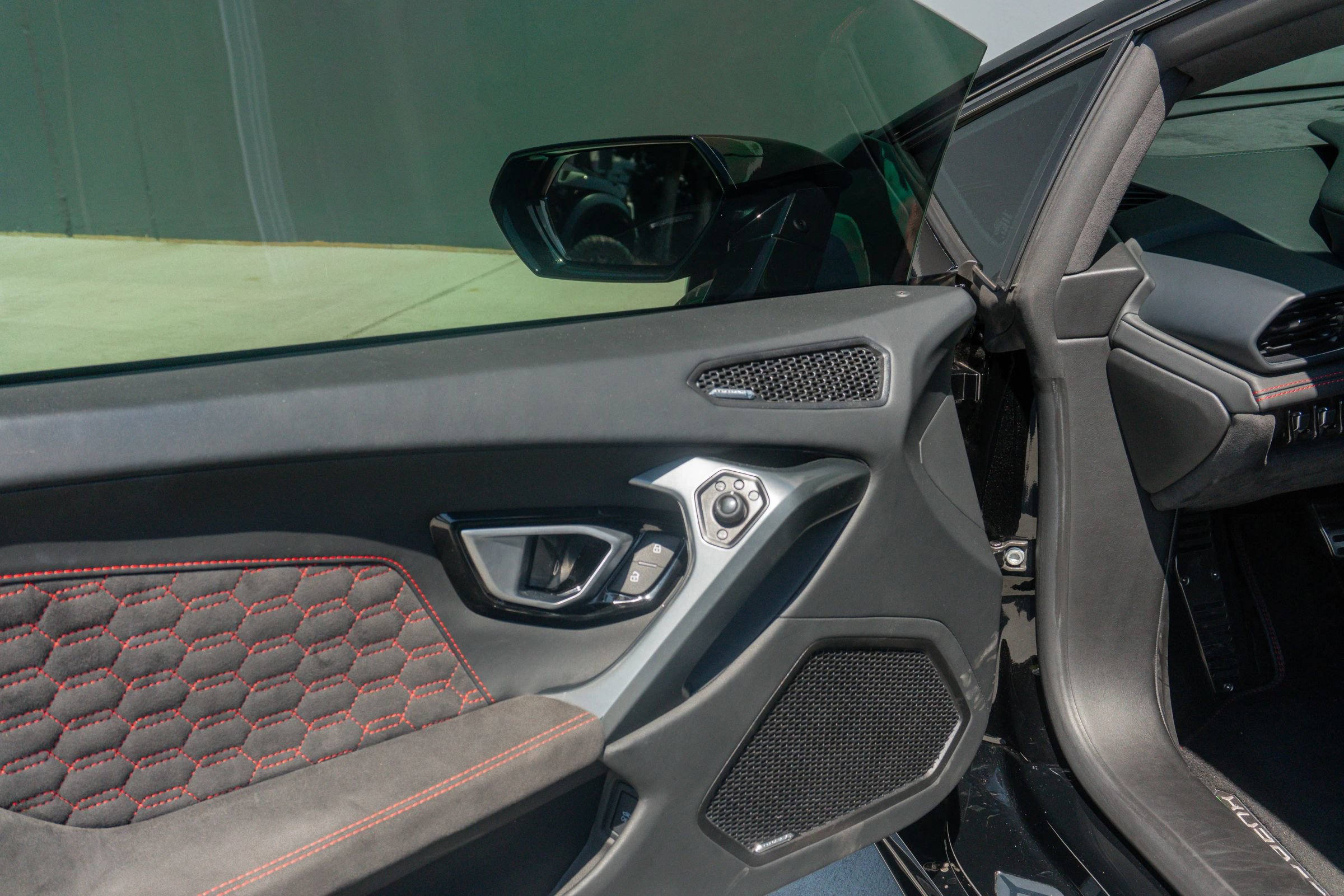 Used 2019 Lamborghini Huracan LP 580-2 image 55