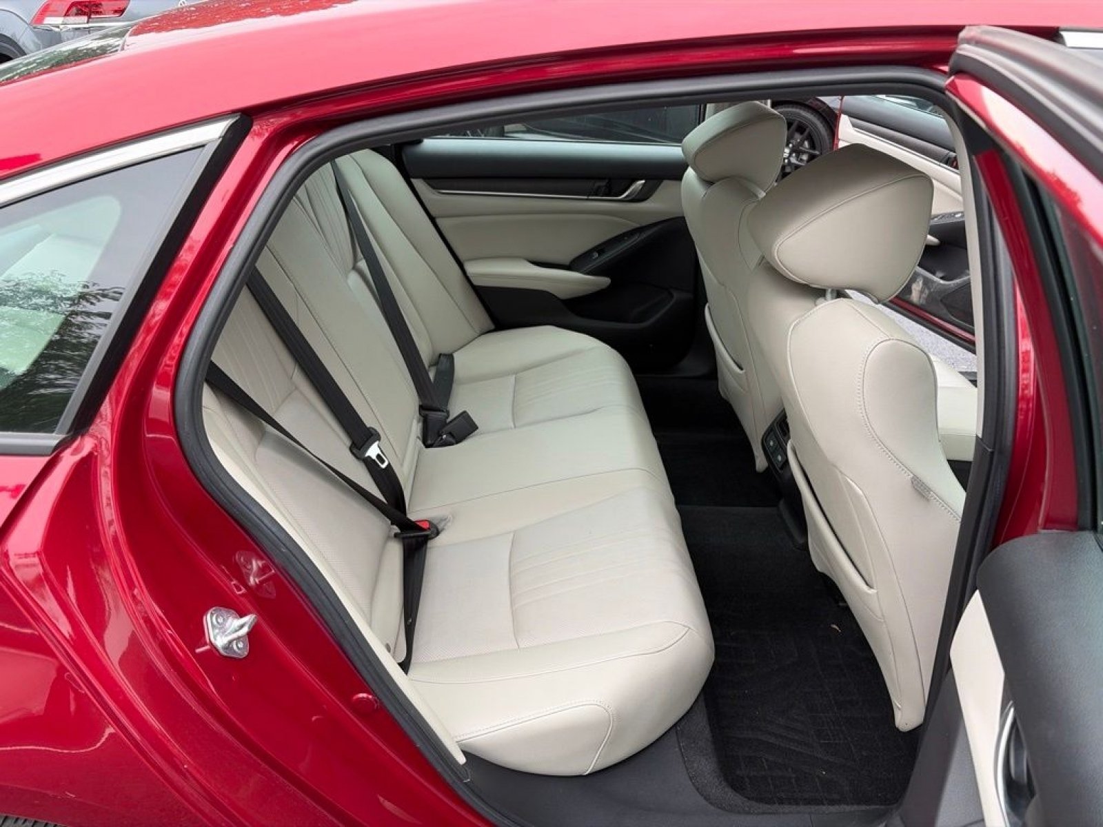 Used 2021 Honda Accord Touring image 27