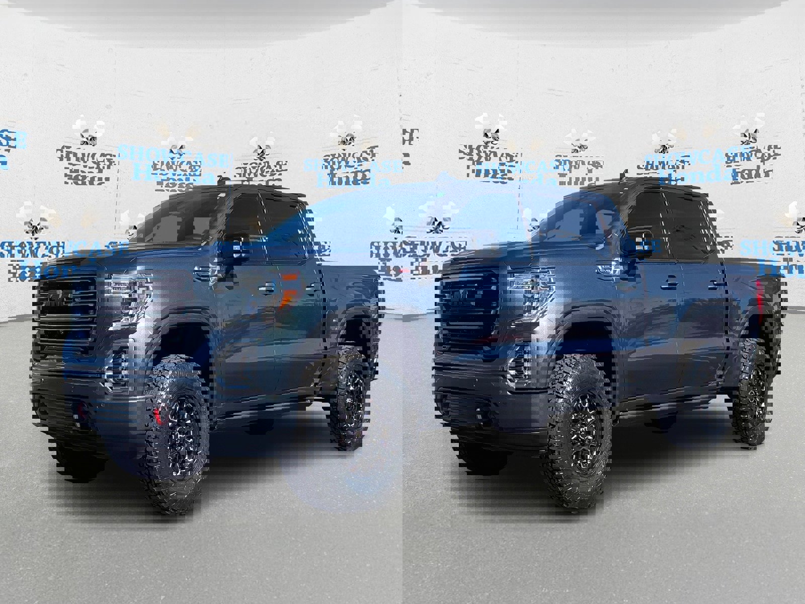 Used 2020 GMC Sierra 1500 AT4 w/ Technology Package image 2