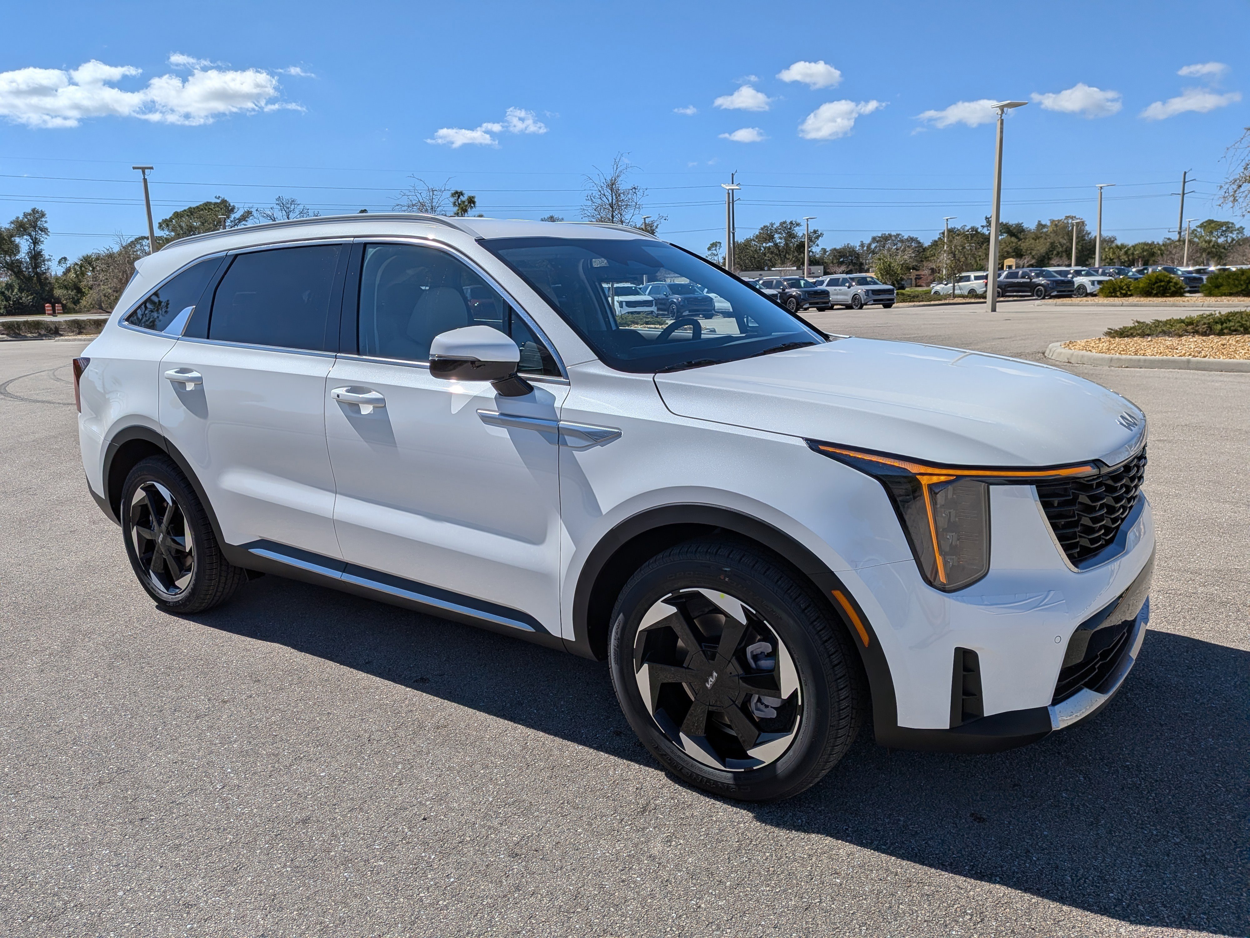 New 2026 Kia Sorento EX FWD image 2