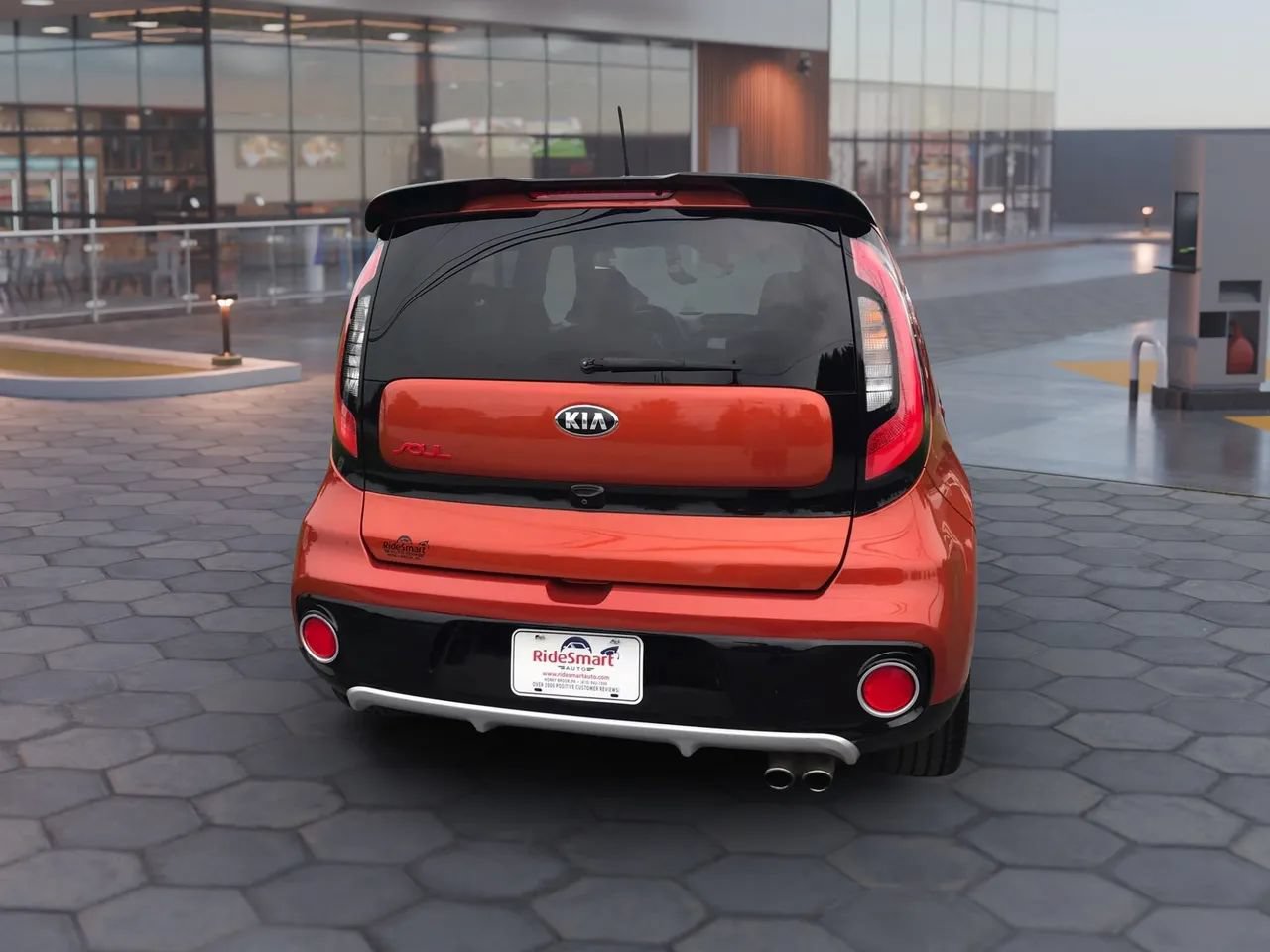 Used 2018 Kia Soul ! w/ Tech Package FWD image 9