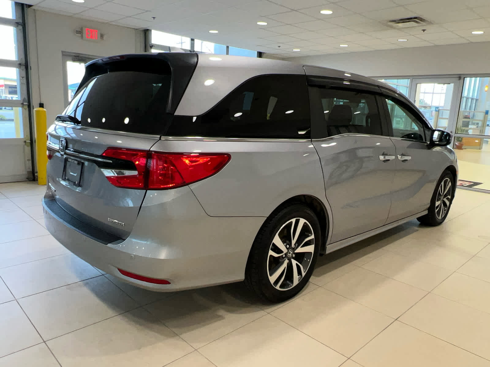 Used 2022 Honda Odyssey Touring image 20