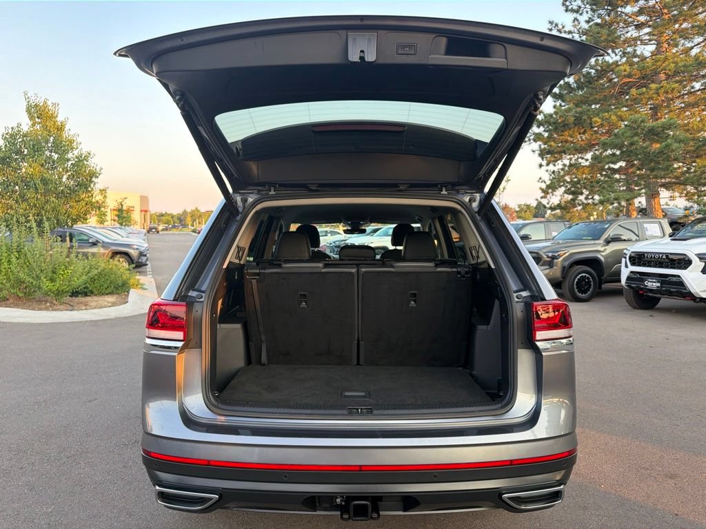 Used 2025 Volkswagen Atlas SE AWD/4WD image 18