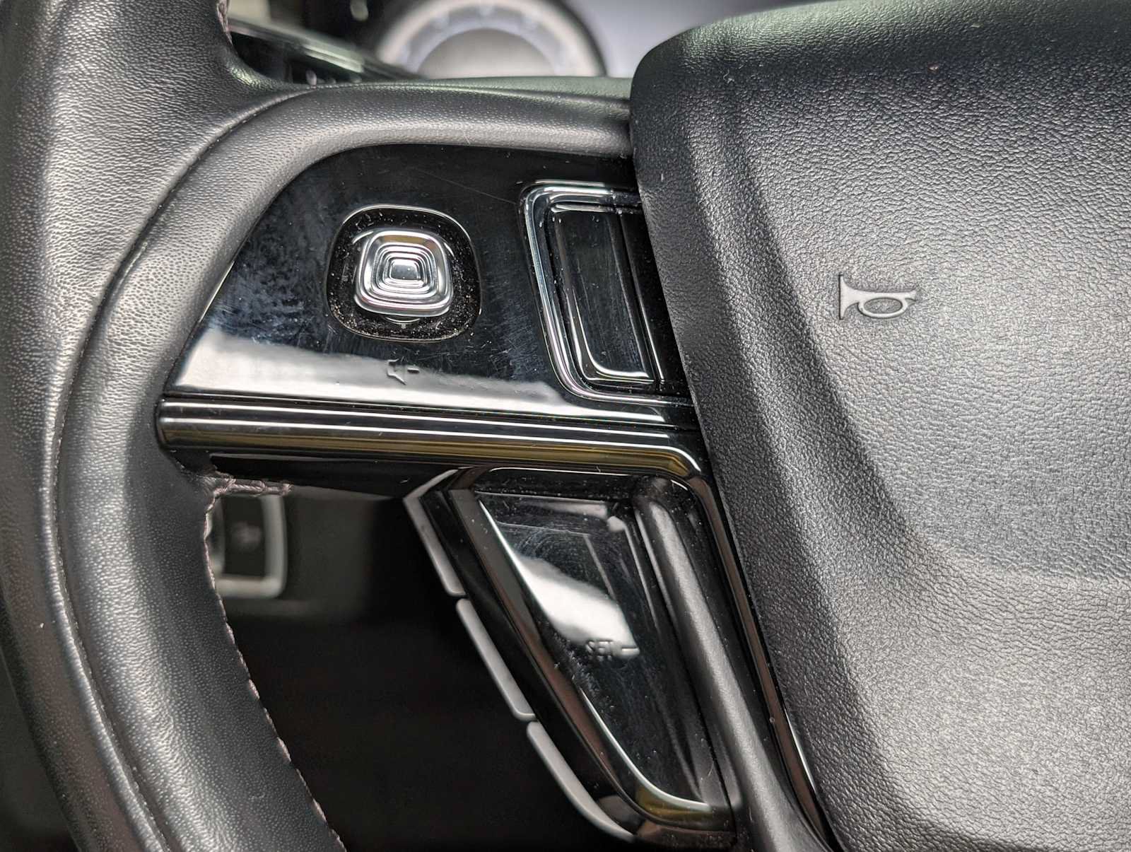 Used 2022 Lincoln Corsair AWD w/ Premium Package image 35