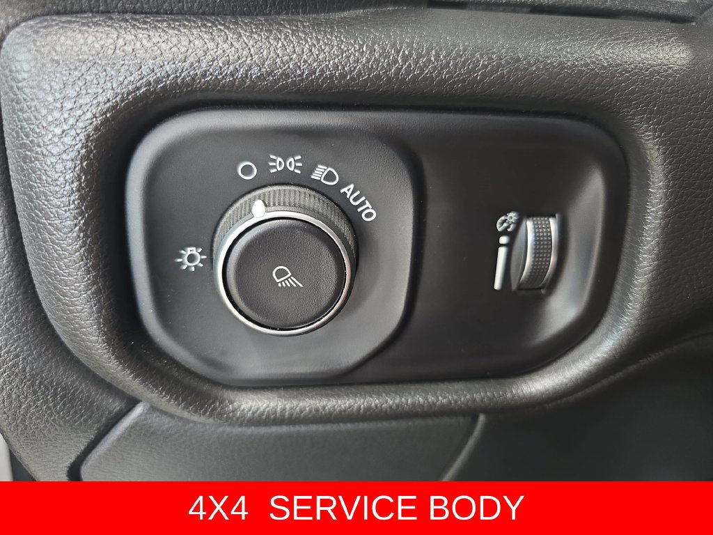 Used 2024 RAM 2500 Tradesman w/ Chrome Appearance Group AWD/4WD image 26