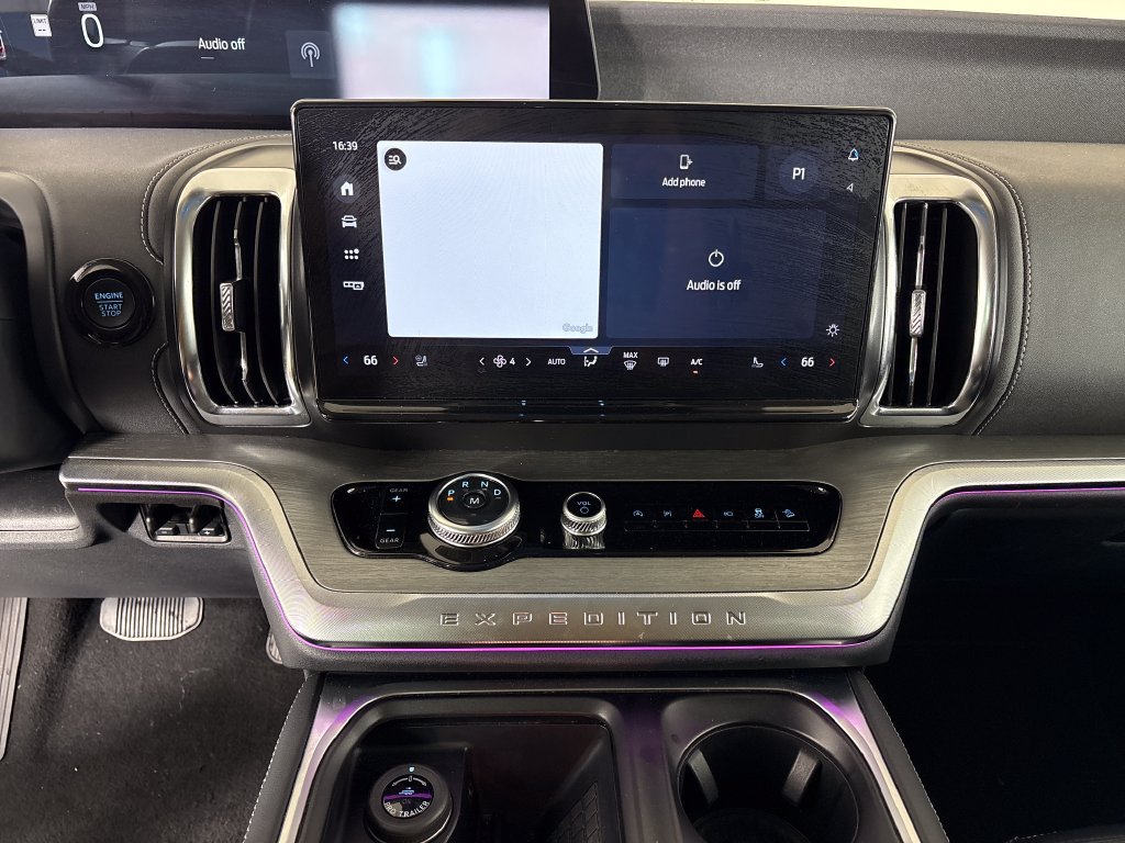 Certified 2025 Ford Expedition Max Platinum AWD/4WD image 24