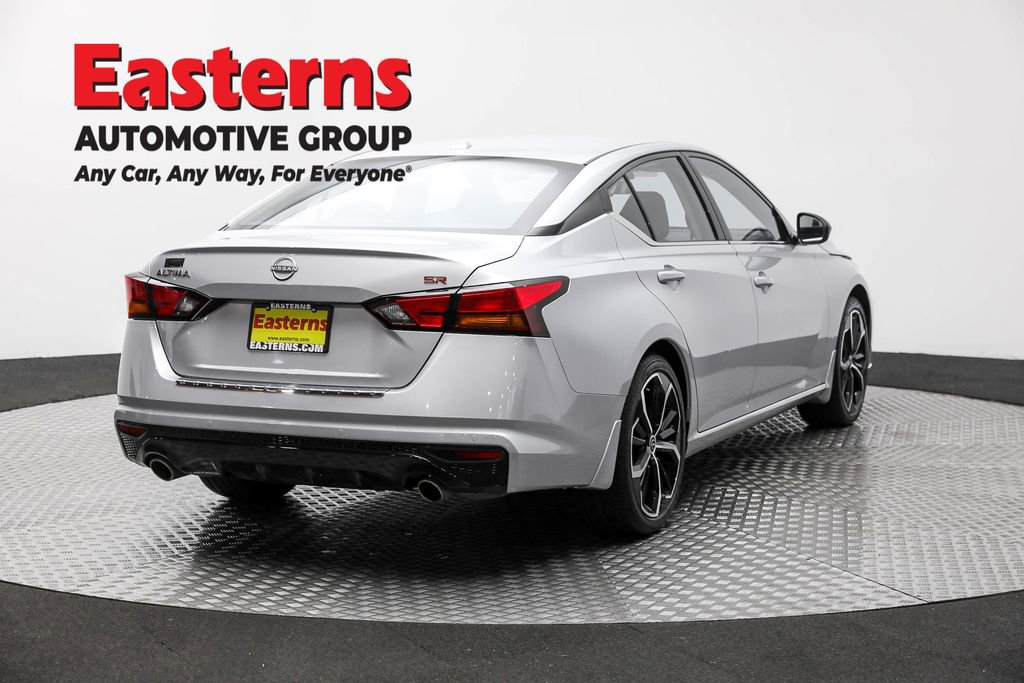 Used 2023 Nissan Altima 2.5 SR FWD image 5