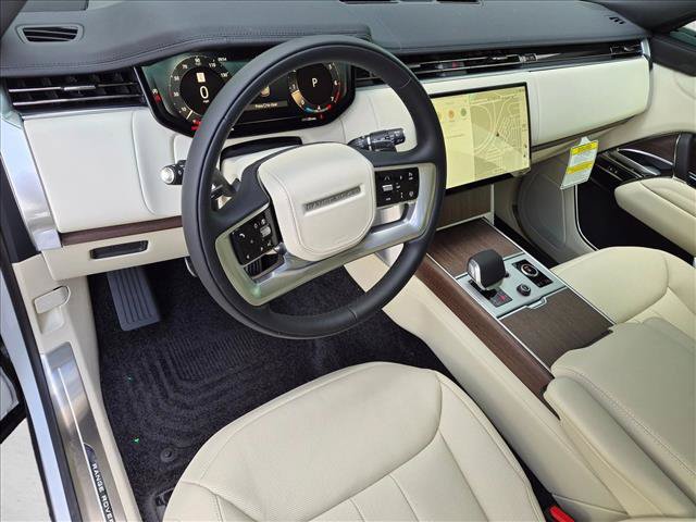New 2027 Land Rover Range Rover Long Wheelbase SE AWD/4WD image 3