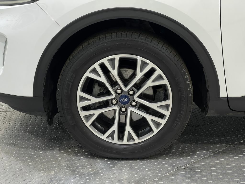 Used 2020 Ford Escape SEL image 34