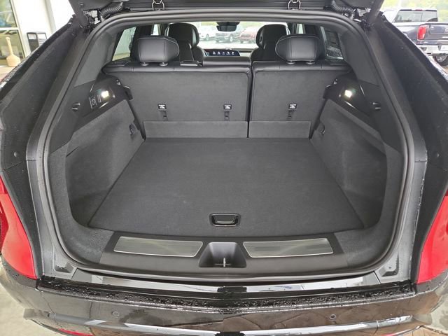 New 2026 Cadillac Lyriq Premium Sport w/ LPO, Floor Liner Package AWD/4WD image 23