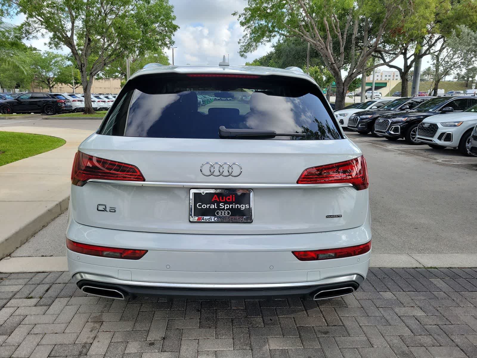 Used 2023 Audi Q5 2.0T Premium w/ Convenience Package AWD/4WD image 7
