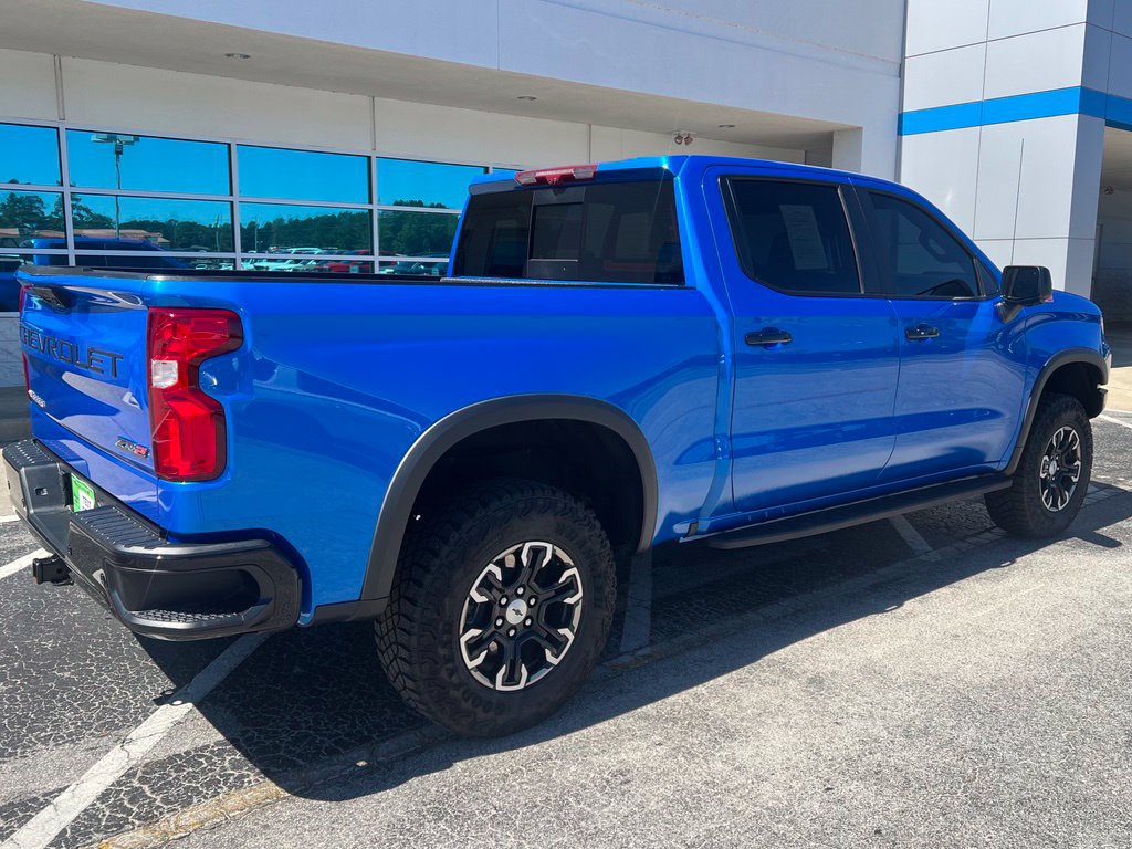 Used 2025 Chevrolet Silverado 1500 ZR2 AWD/4WD image 4