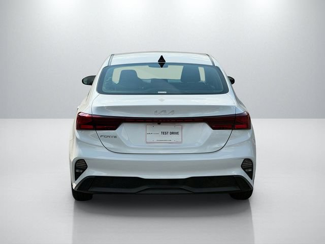 Used 2024 Kia Forte LXS FWD image 8