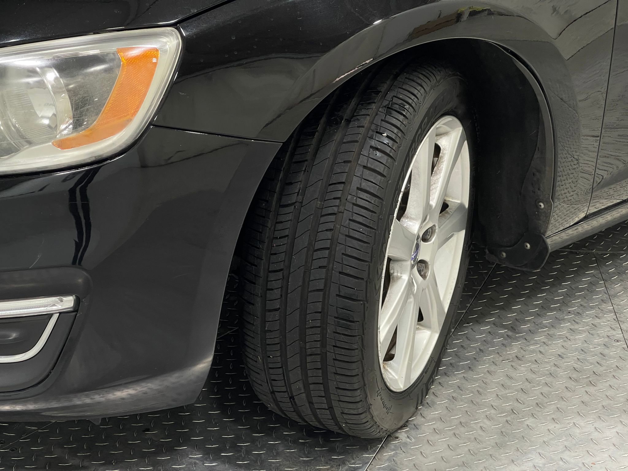 Used 2016 Volvo V60 T5 Premier image 35