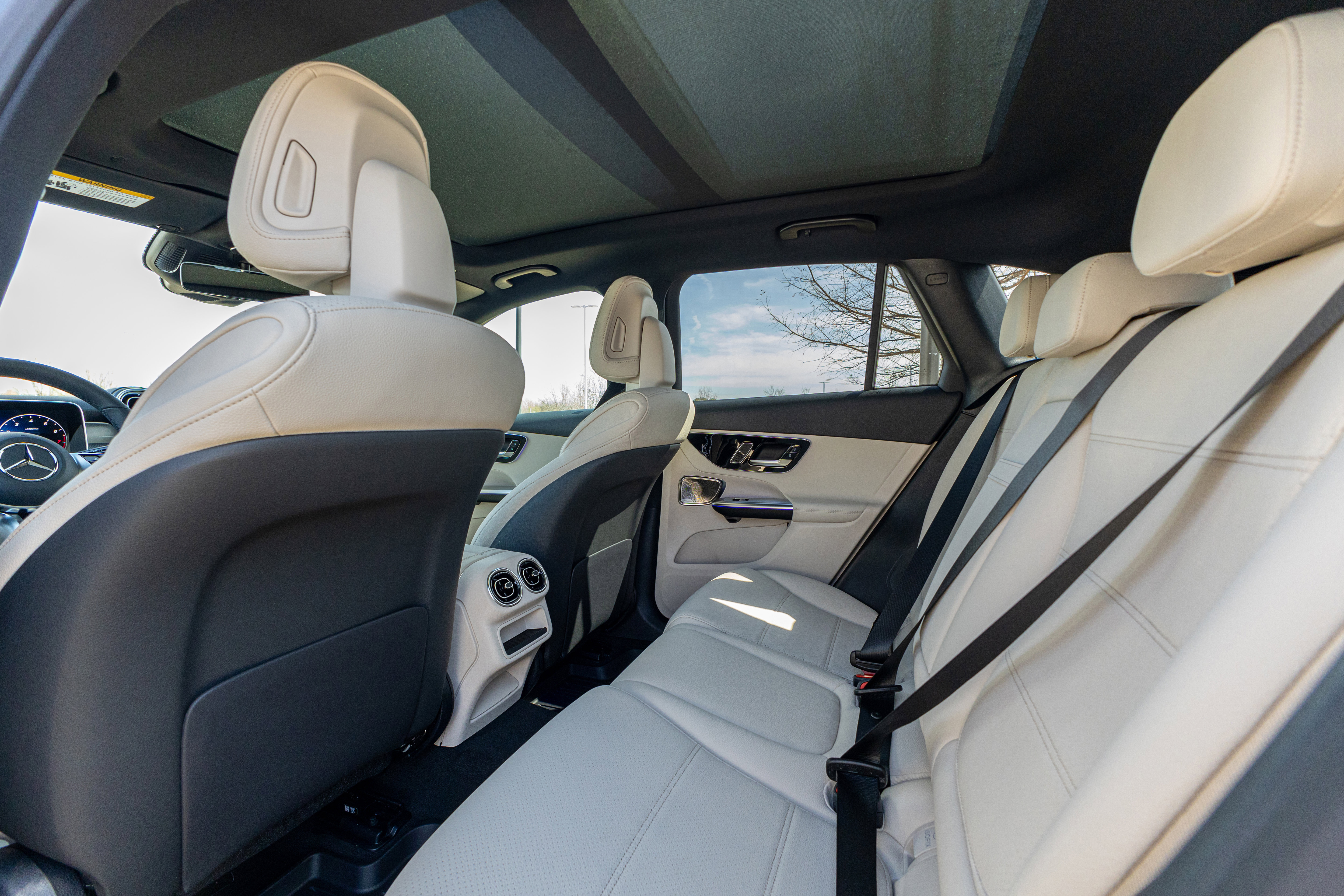 New 2026 Mercedes-Benz GLC 300 4MATIC image 26