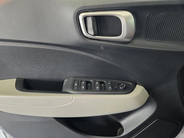 New 2026 Hyundai Venue SEL FWD image 16