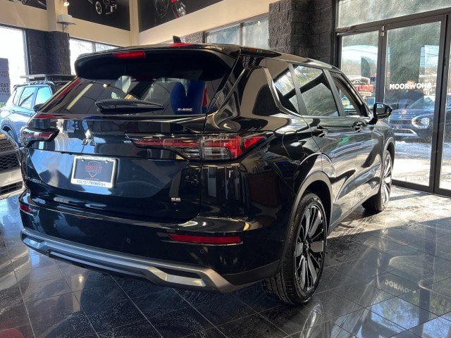New 2026 Mitsubishi Outlander SE AWD/4WD image 11