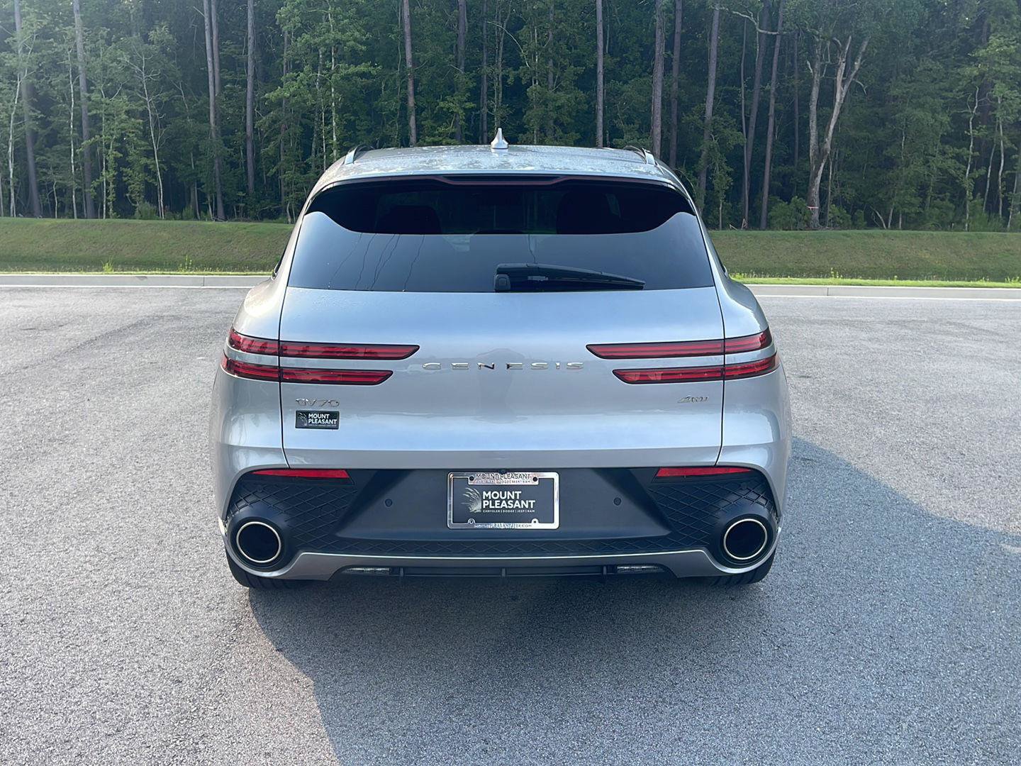 Used 2024 Genesis GV70 2.5T w/ Sport Prestige Package AWD/4WD image 6