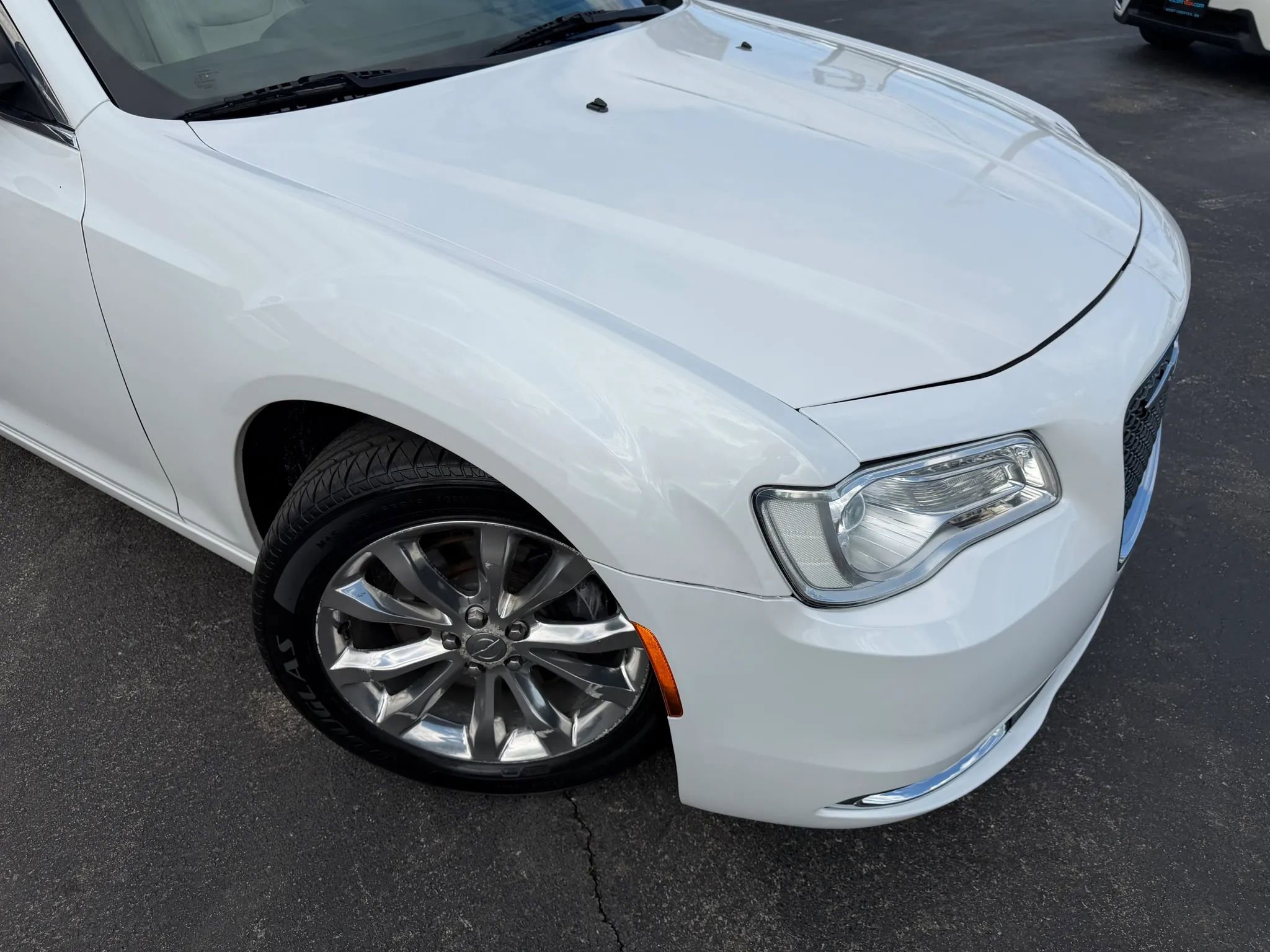 Used 2015 Chrysler 300 C w/ Light Group AWD/4WD image 55