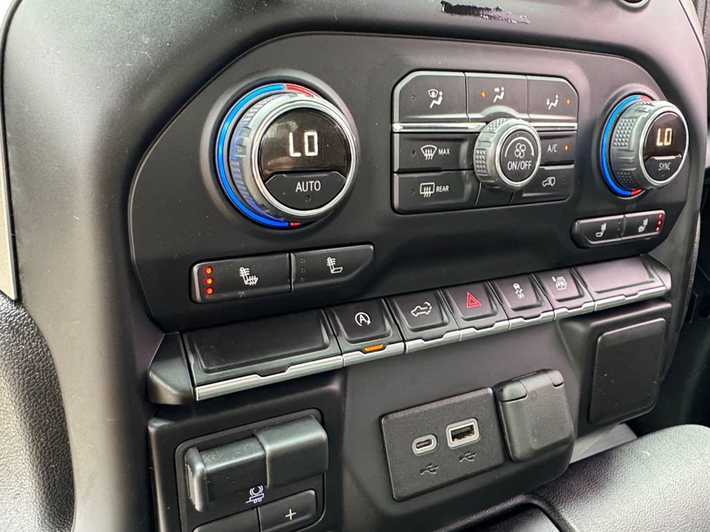 Used 2019 Chevrolet Silverado 1500 RST w/ All-Star Edition AWD/4WD image 30