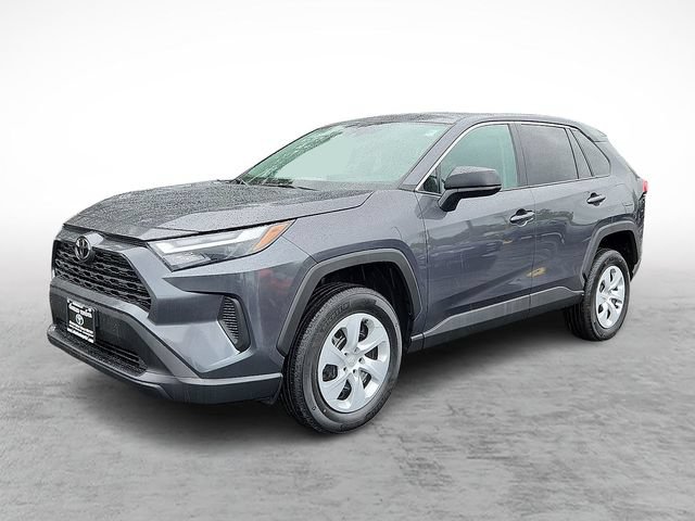Used 2025 Toyota RAV4 LE AWD/4WD image 3