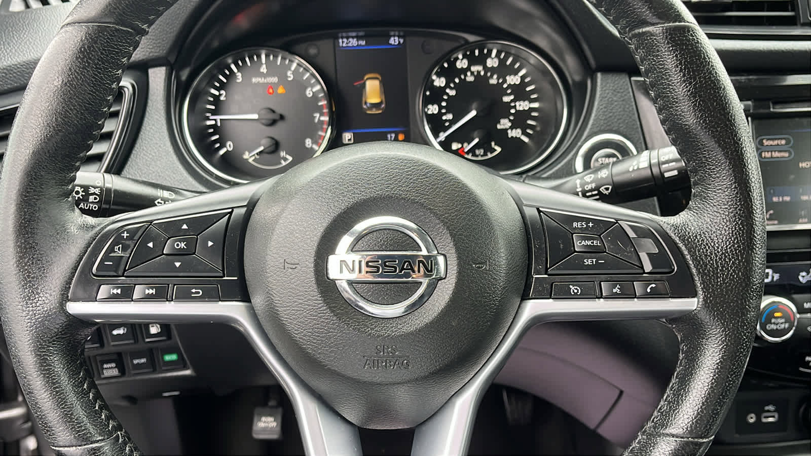 Used 2019 Nissan Rogue SV AWD/4WD image 11
