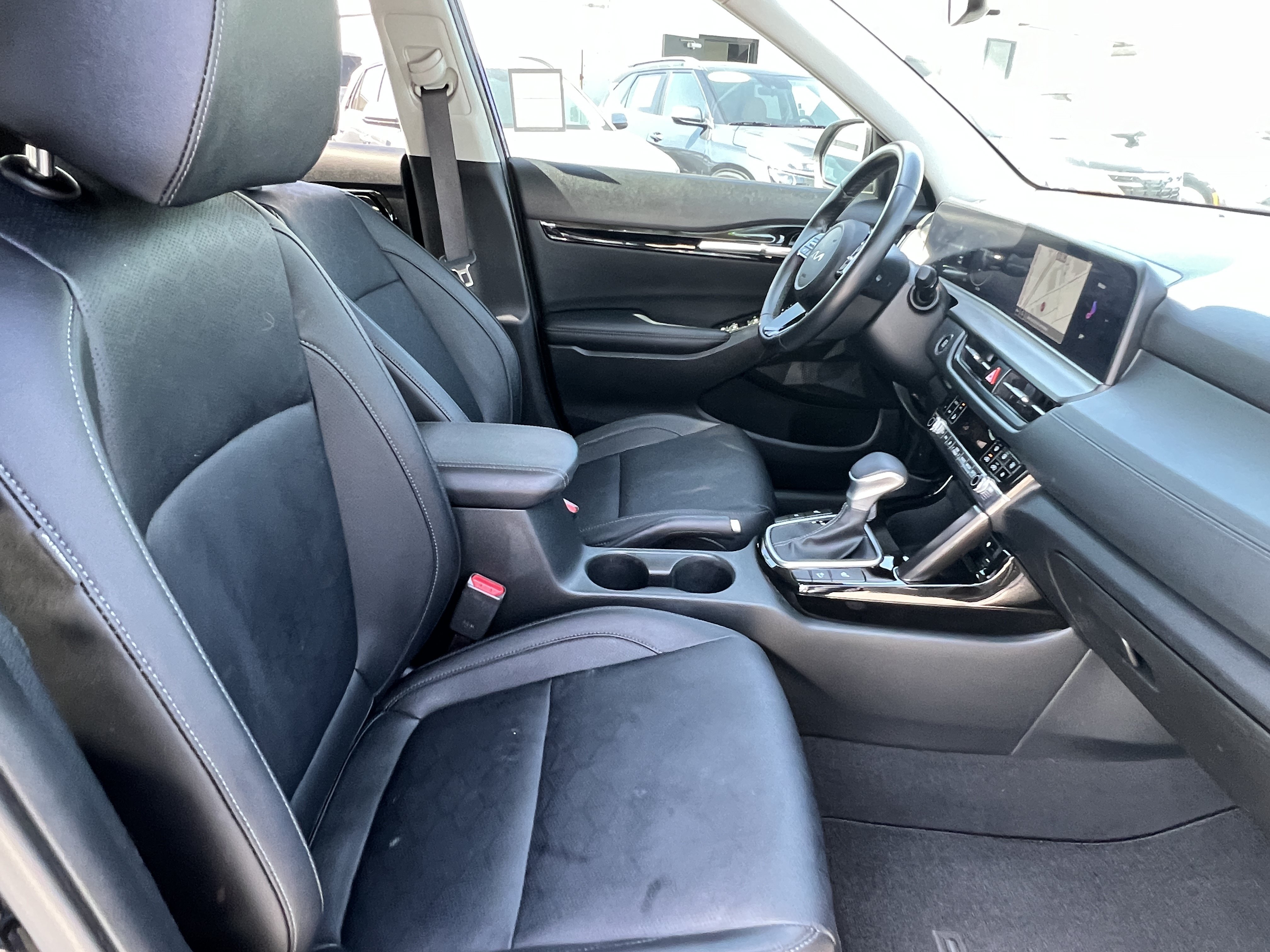 Certified 2024 Kia Seltos EX FWD image 15