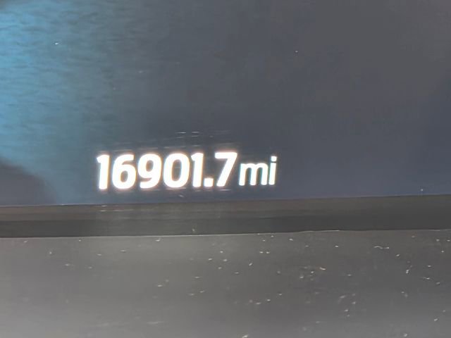 Used 2023 Ford F150 Lariat w/ Trailer Tow Package image 7