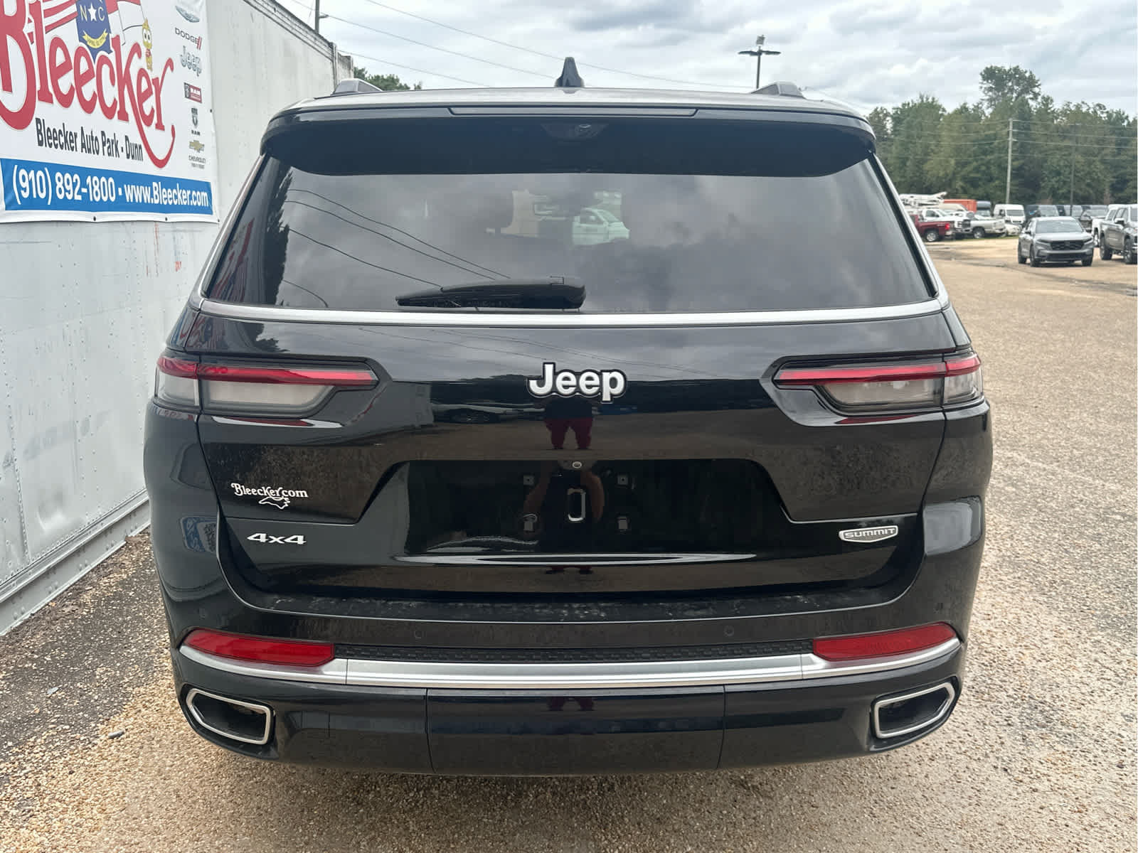 New 2025 Jeep Grand Cherokee L Summit AWD/4WD image 4