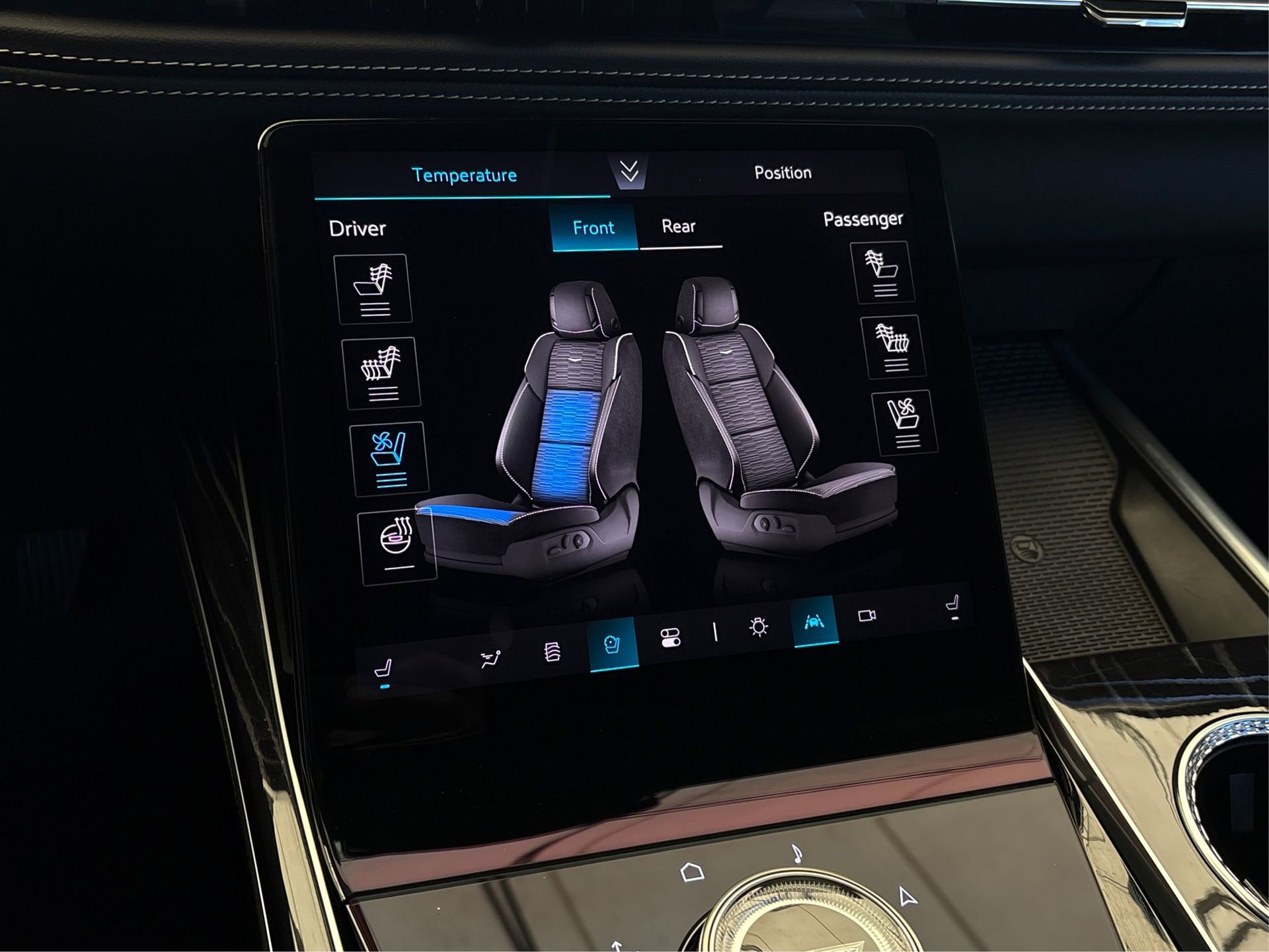 Used 2026 Cadillac Escalade Sport w/ LPO, ONYX Package image 34