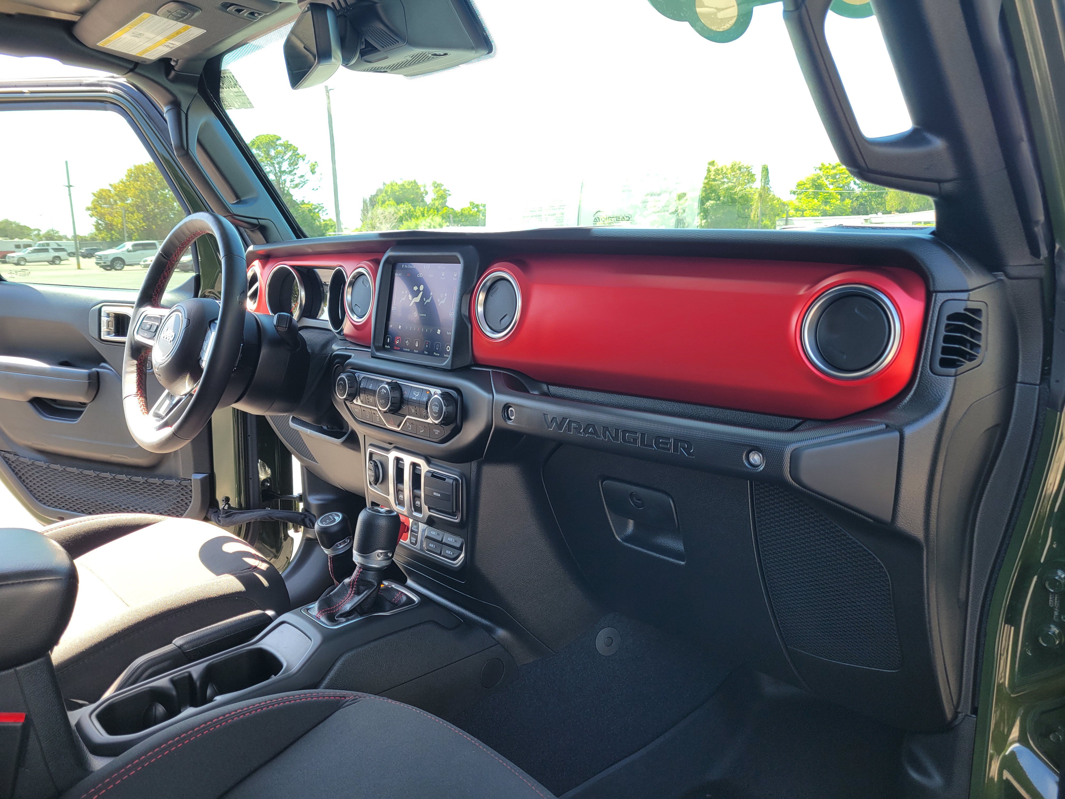 Used 2021 Jeep Wrangler Rubicon AWD/4WD image 23