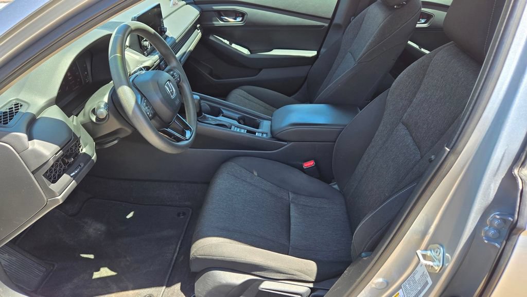 Used 2025 Honda Accord LX image 13