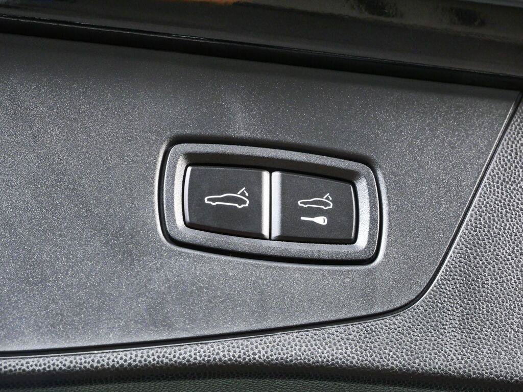 New 2026 Porsche Cayenne Electric AWD/4WD image 32