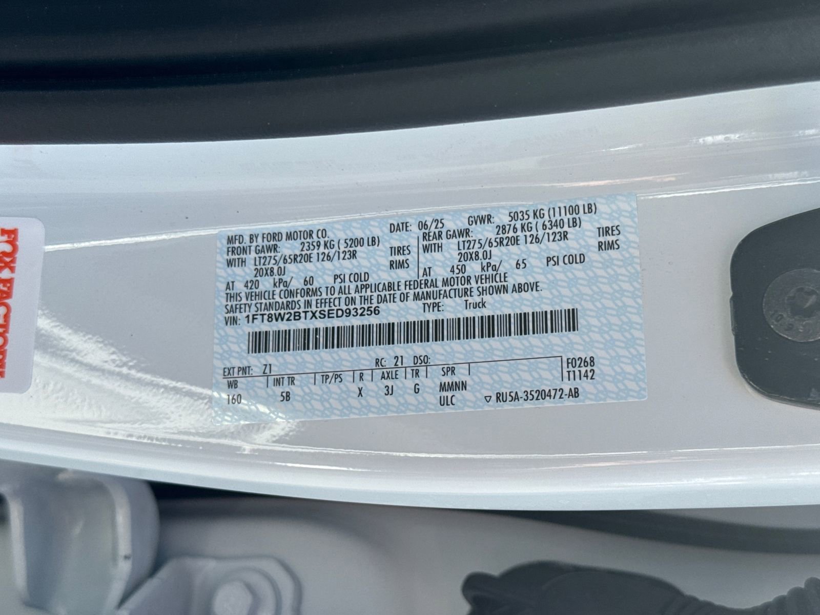 New 2025 Ford F250 Lariat w/ Lariat Ultimate Package image 34