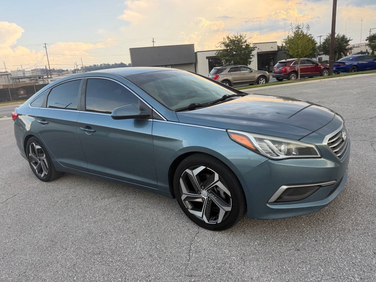 Used 2017 Hyundai Sonata SE FWD image 6