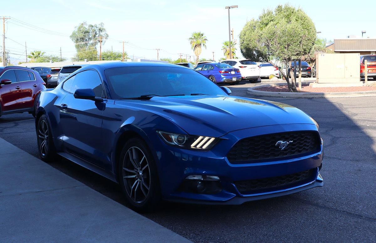 Used 2017 Ford Mustang Premium RWD image 14