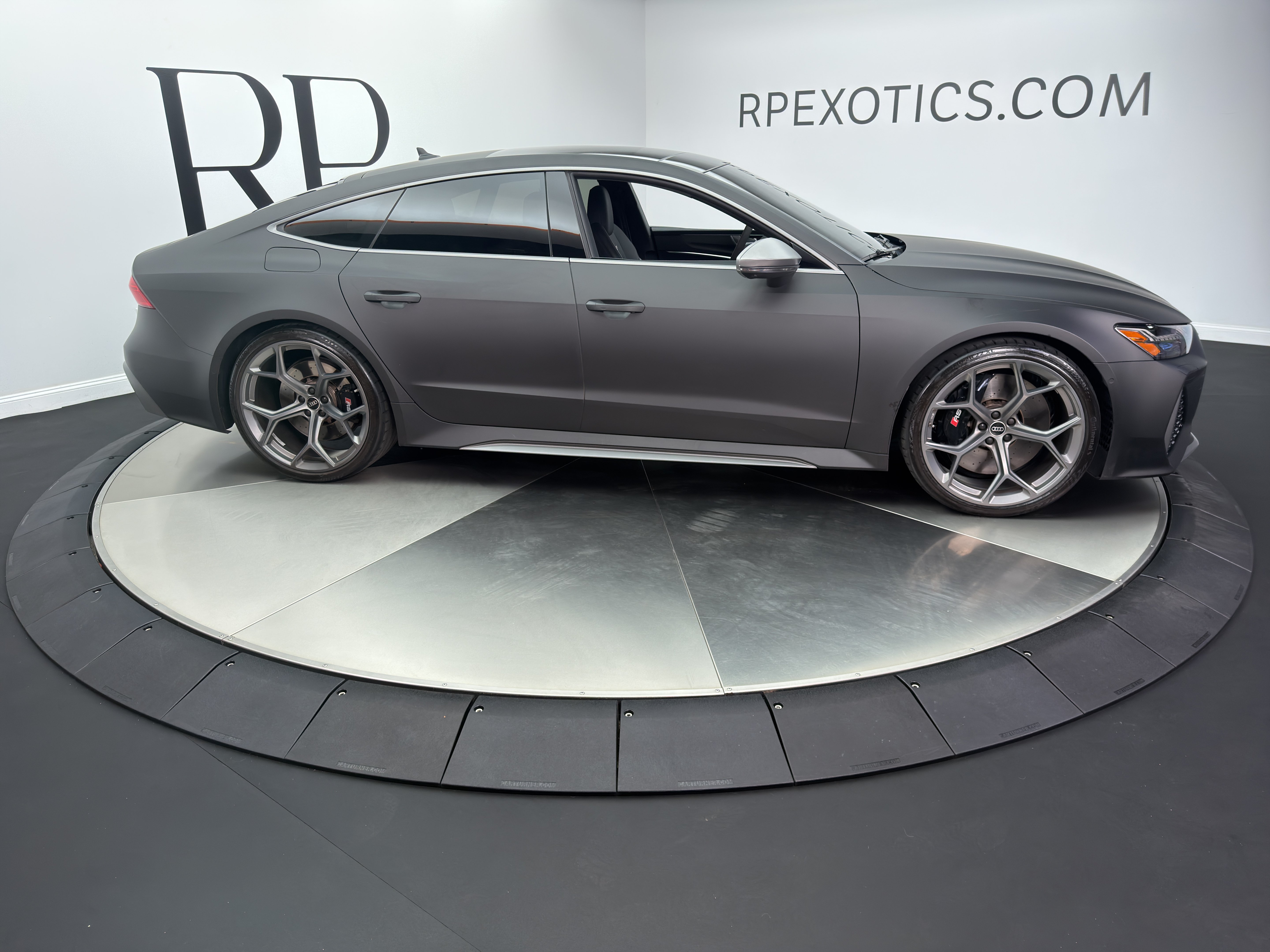 Used 2024 Audi RS 7 Performance AWD/4WD image 7